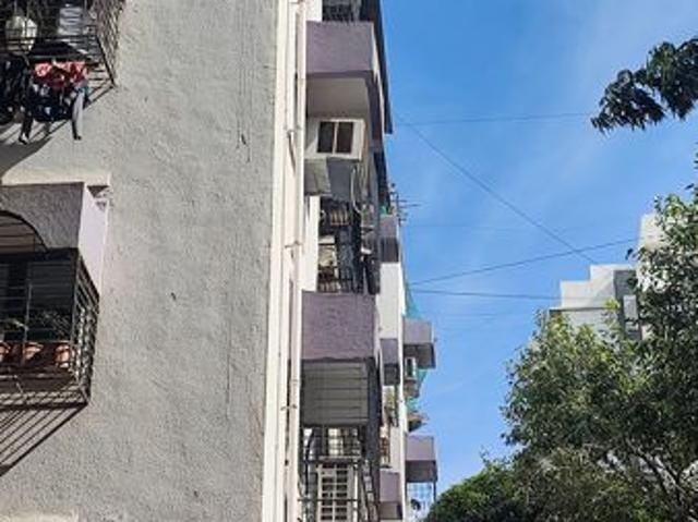 Flat for rent in Sunder Wadi, Mumbai