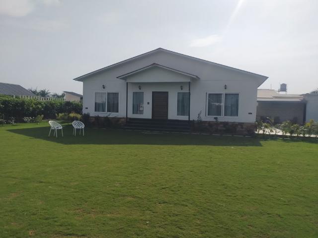 House for rent in Sector 137, Noida