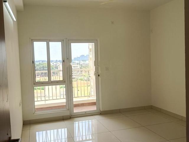 Flat for rent in Prestige City, Yamare