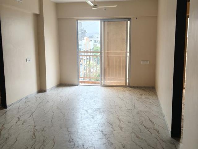 Flat for rent in Naupada, Thane