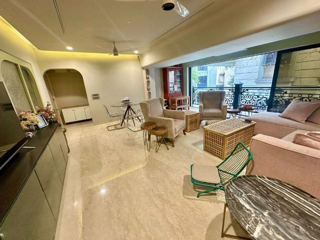 Flat for rent in Khar, Mumbai