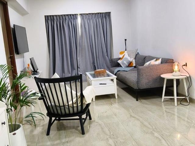 Flat for rent in Juhu, Mumbai