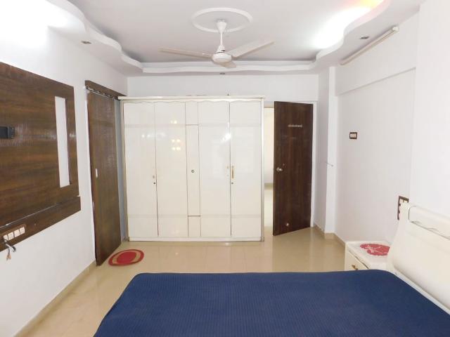 Flat for rent in Sunder Wadi, Mumbai