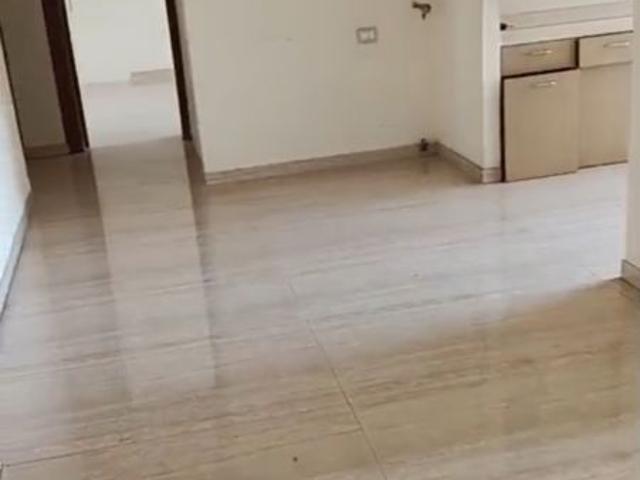 Flat for rent in Sunder Wadi, Mumbai