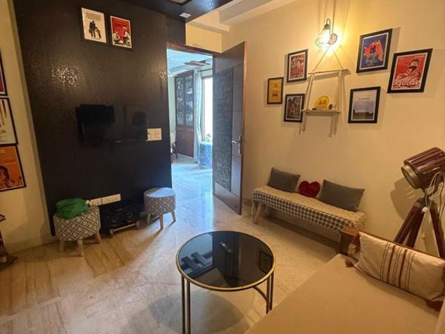 Property for rent in Deri