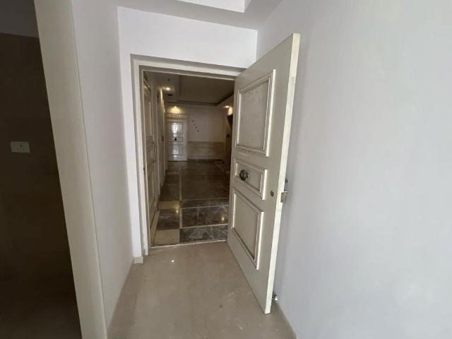 Flat for rent in Bandra East, Mumbai