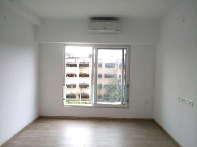 Flat for rent in Bandra East, Mumbai