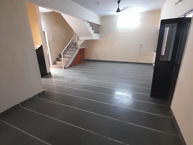 Flat for rent in Kothrud, Pune