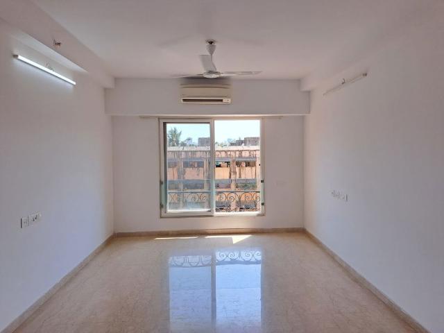 Flat for rent in Bandra East, Mumbai