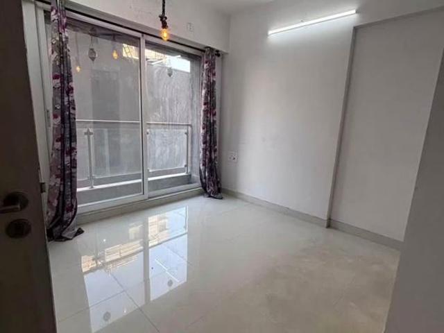 Flat for rent in Vasant Lawns, Thane