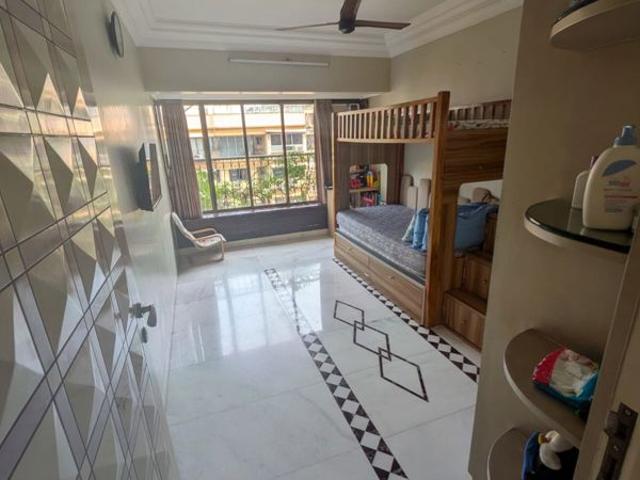 Flat for rent in Dadar West, Mumbai City District