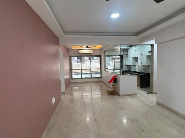 Flat for rent in Andheri West, Mumbai