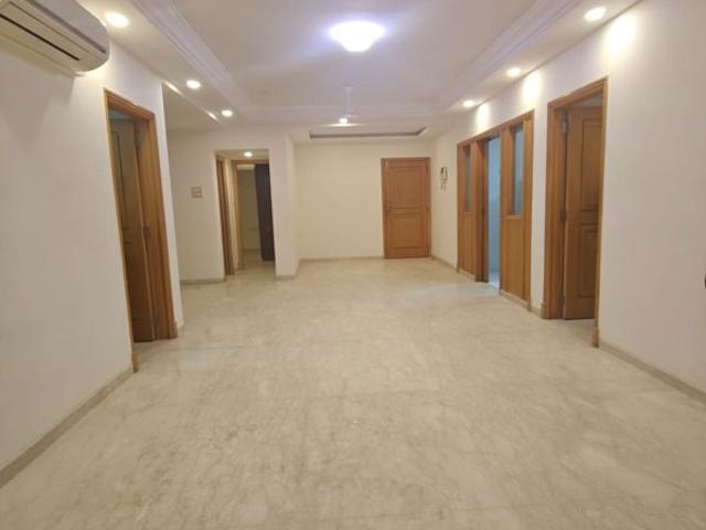 Flat for rent in Khar, Mumbai