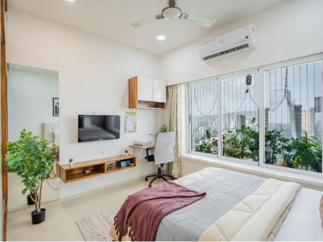Flat for rent in Khar, Mumbai