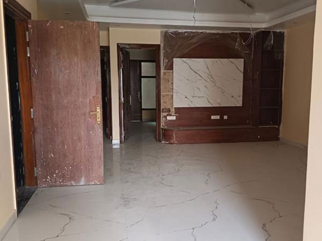 House for rent in Sector 31, Noida