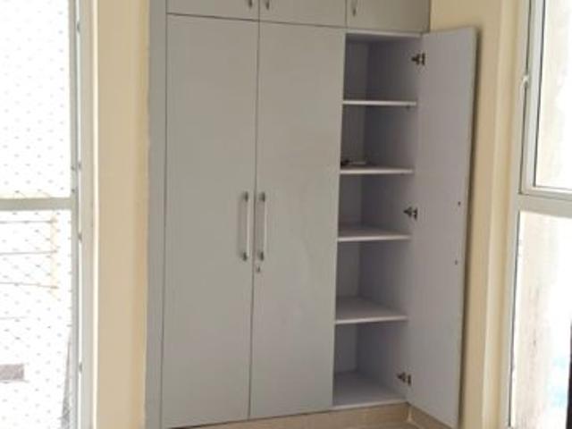 Flat for rent in Barola, Noida