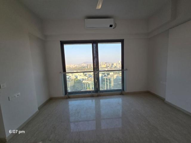 Flat for rent in Bandra East, Mumbai