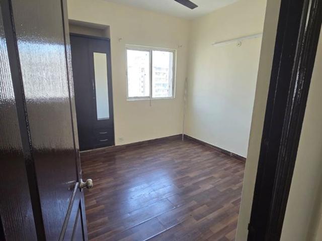 Flat for rent in Sector 137, Noida