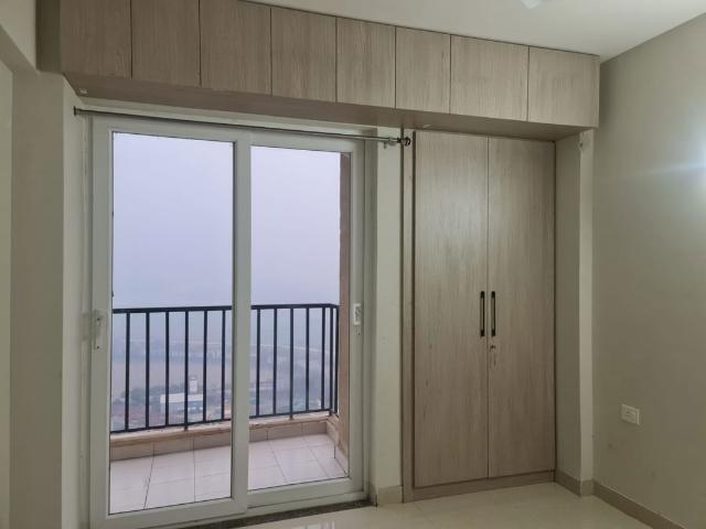 Flat for rent in Gari Samastpur, Noida