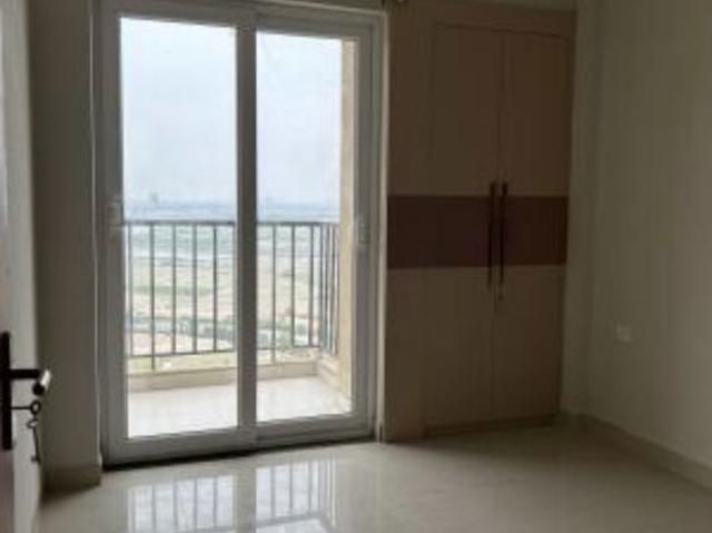 Flat for rent in Gari Samastpur, Noida