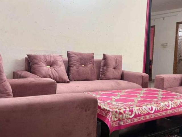 Flat for rent in Aminabad, Lucknow