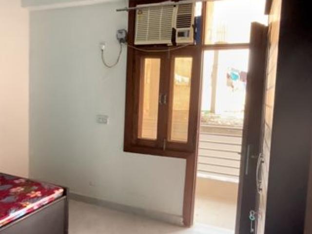 Property for rent in Mamura, Noida