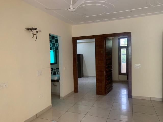 House for rent in Sector 100, Noida