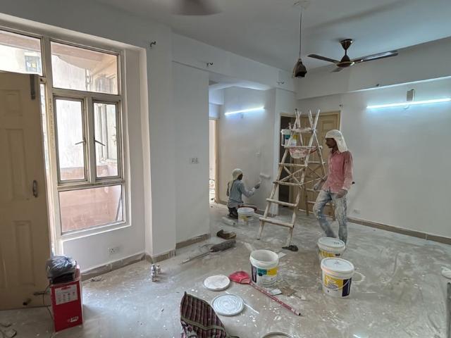 Flat for rent in Barola, Noida