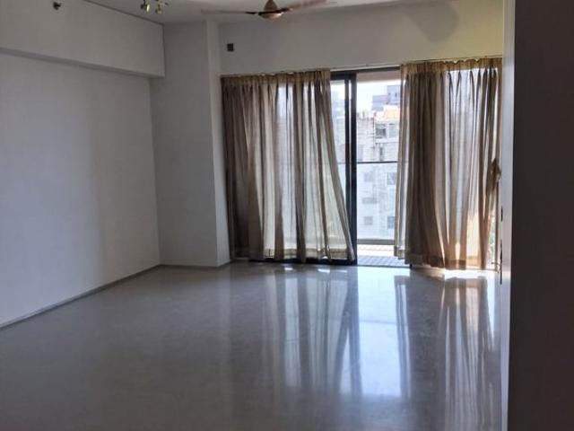 Flat for rent in Santacruz West, Mumbai