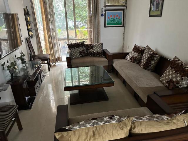 Flat for rent in DLF 5, Gurugram