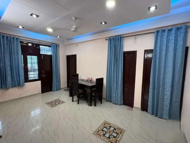 Flat for rent in Hazratganj, Lucknow