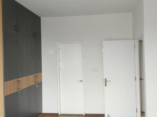 Flat for rent in Godrej Aqua, Hosahalli