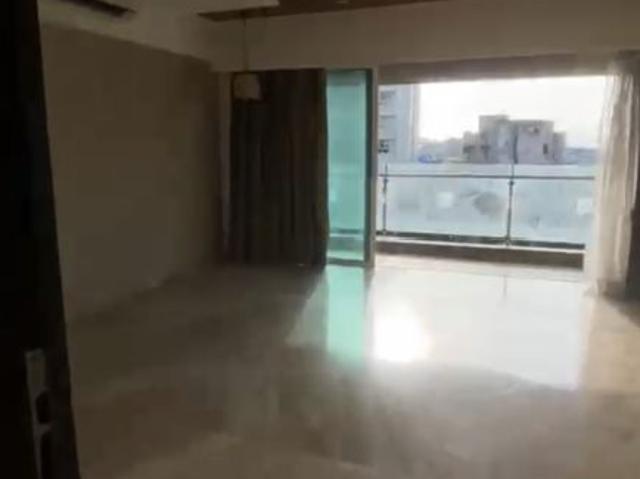 Flat for rent in Khar, Mumbai