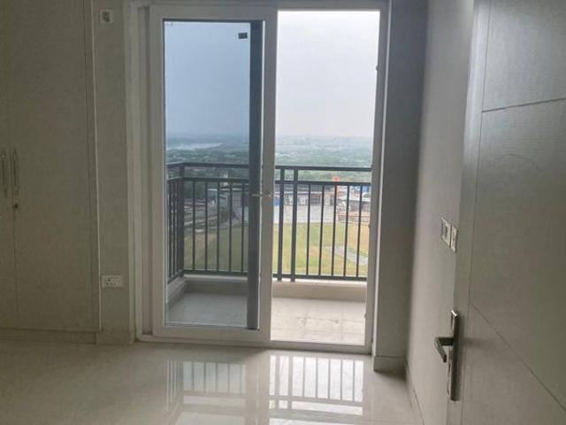 Flat for rent in Gari Samastpur, Noida