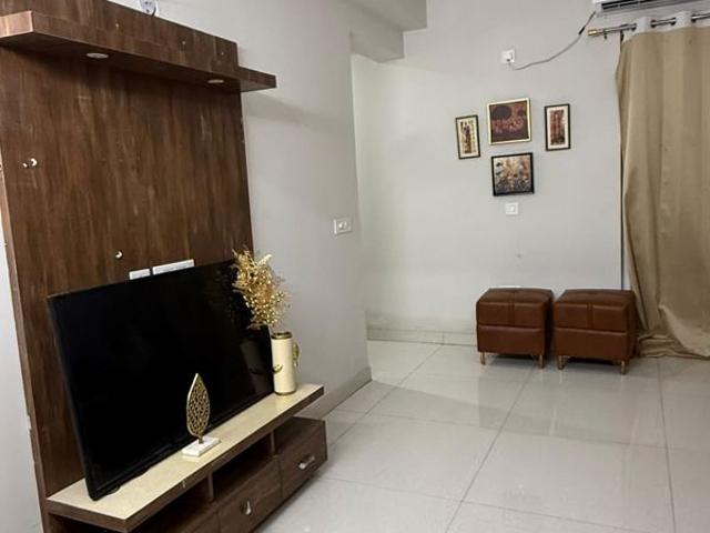 Flat for rent in Gari Samastpur, Noida