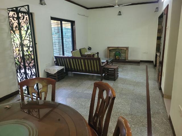 Flat for rent in Mangalwar Peth, Pune