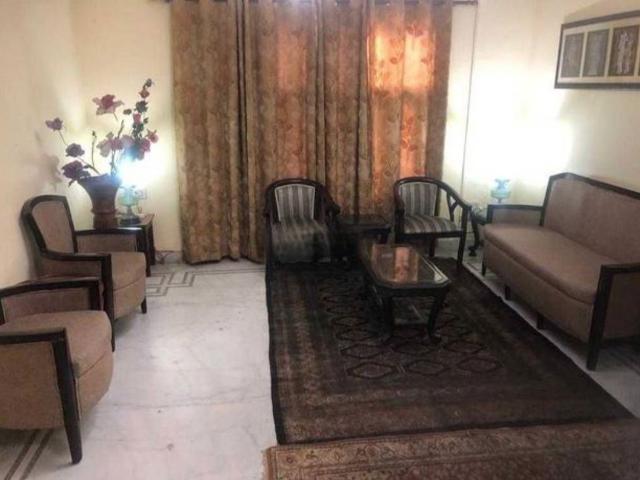 Flat for rent in Ganesh Ganj, Lucknow