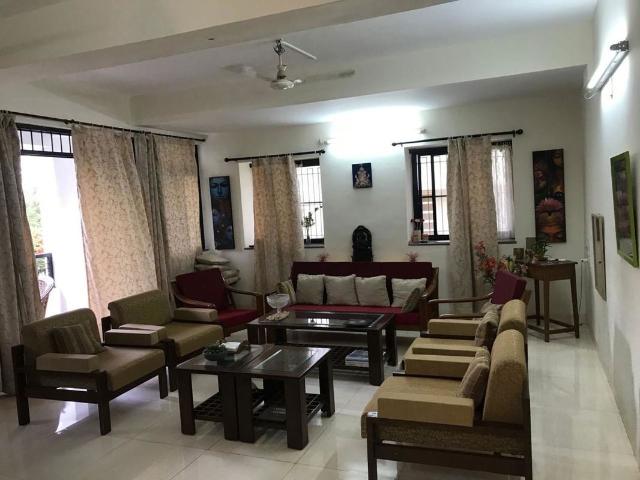 Flat for rent in National Society, Pune