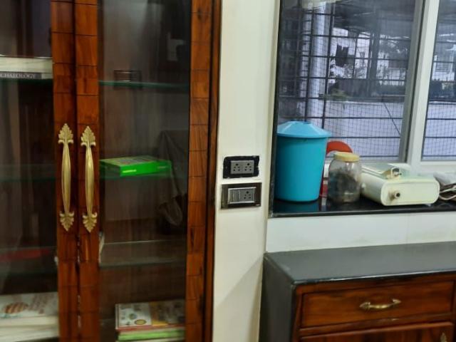 Flat for rent in Ghorpuri, Pune