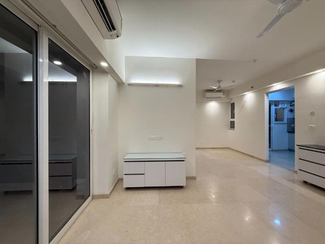 Flat for rent in Sector 43, Noida