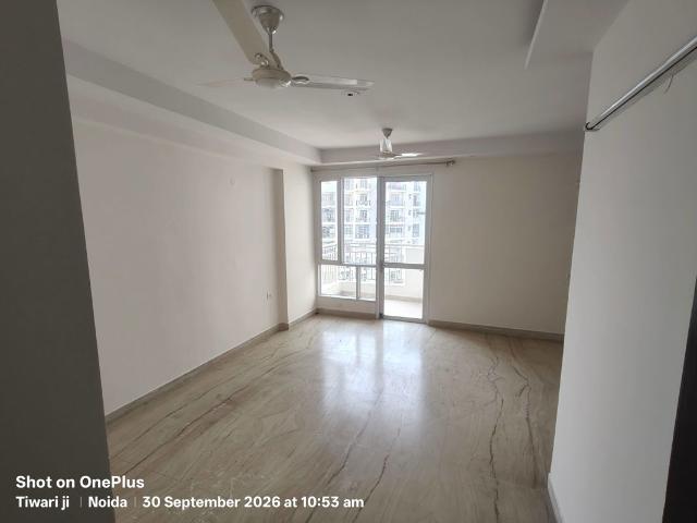 Flat for rent in Sector 43, Noida