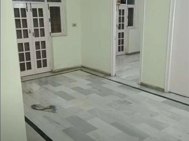 Flat for rent in Hazratganj, Lucknow