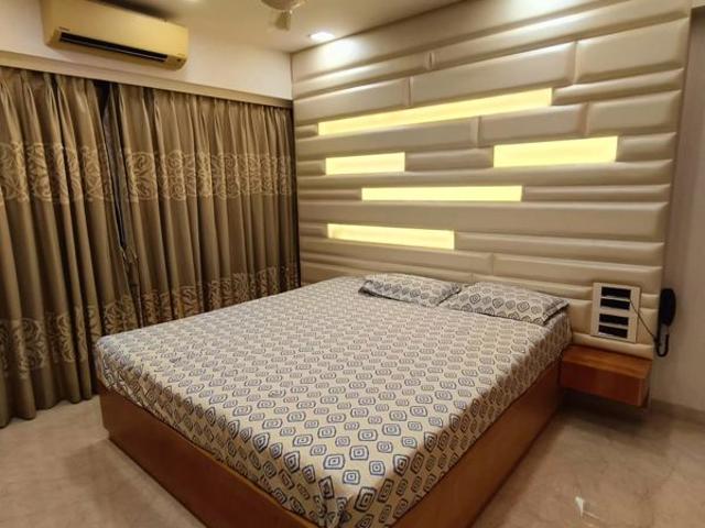 Flat for rent in Khar, Mumbai
