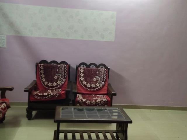 Flat for rent in National Society, Pune