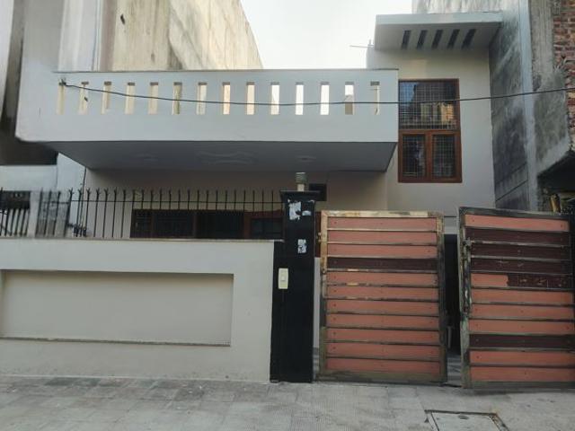 House for rent in Ardee City, Gurugram
