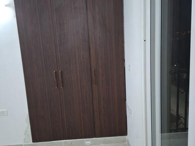 Flat for rent in Gari Samastpur, Noida