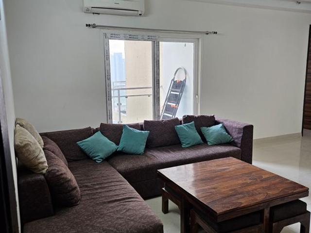 Flat for rent in Kondli, Noida