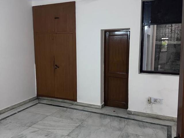 Property for rent in Sector 41, Noida