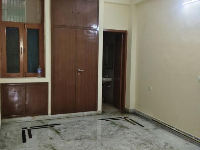 Villa for rent in Sector 122, Noida