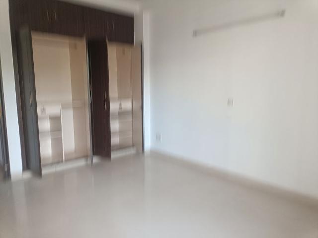 Villa for rent in Barola, Noida